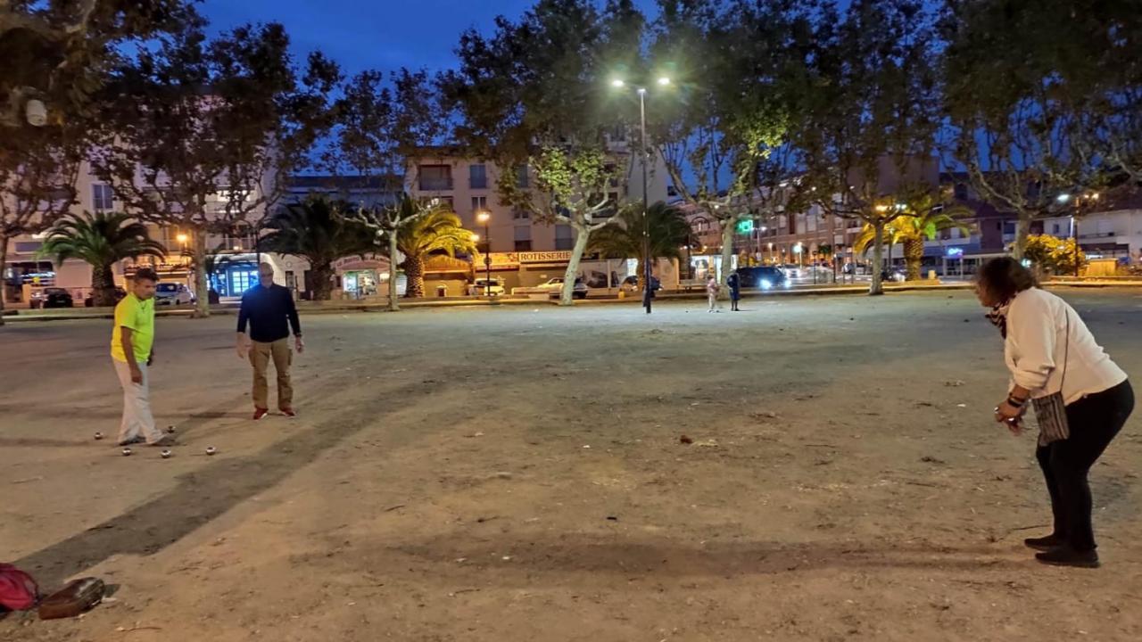 Appartement Lumineux Vue Mer Fréjus Esterno foto